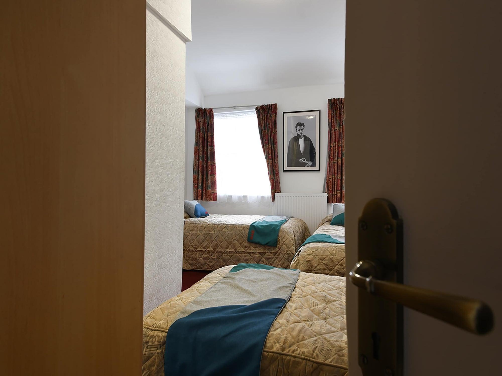 Upper Berkeley Hotel 3*