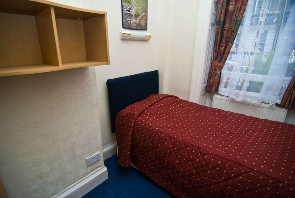 Hotel Upper Berkeley London