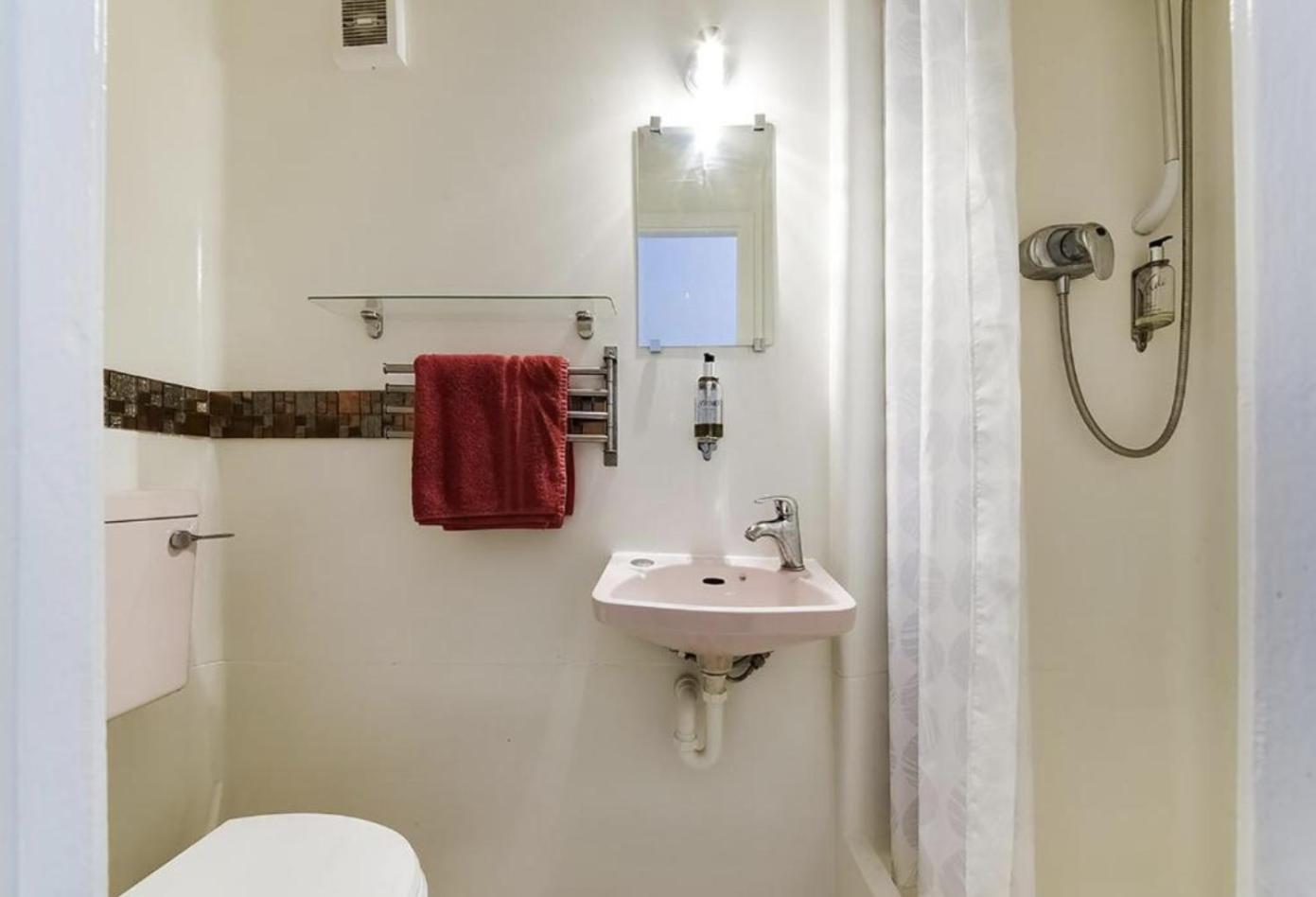 Upper Berkeley Hotel 3*